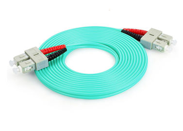 veste de PVC/LSZH de connecteur de Sc UPC de corde de correction de la fibre multimode 10GB