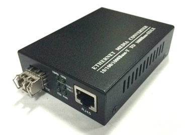 convertisseur de médias de boîte noire de taux de 100M, convertisseur de fibre de mode unitaire de port de SFP